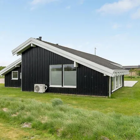 펜션 Hilkka - 500m From The Sea By Interhome 루켄