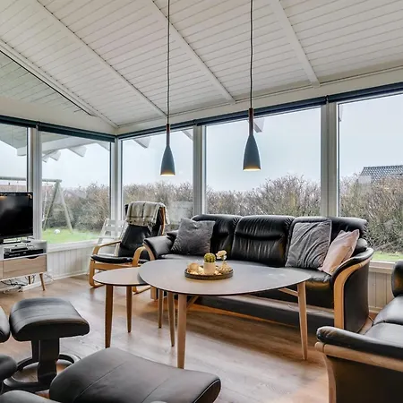 Hilkka - 500m From The Sea By Interhome